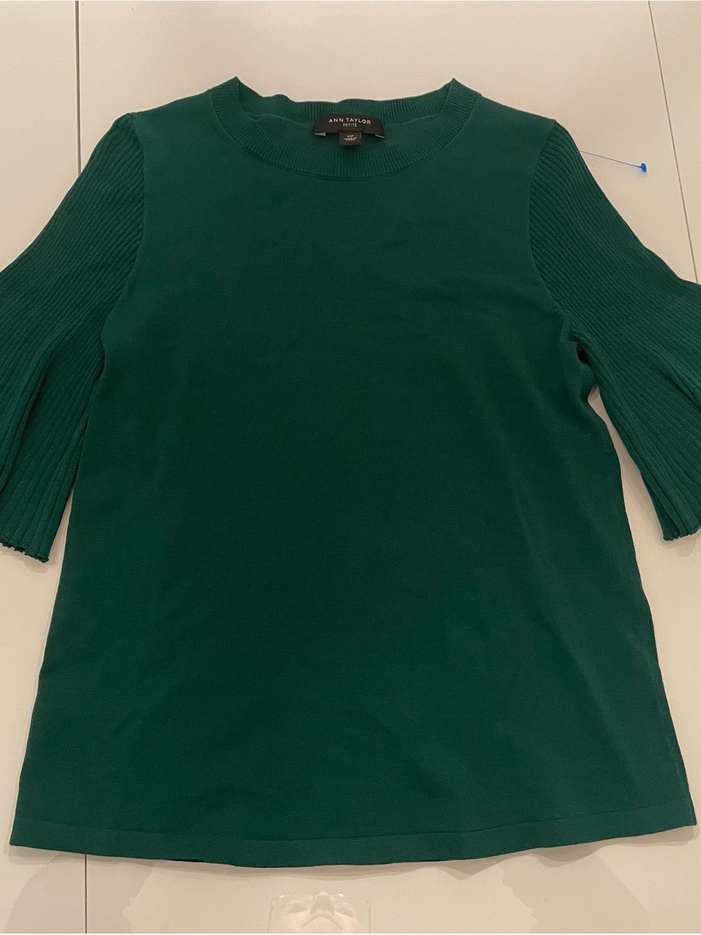 Ann Taylor Emerald Green Ribbed Short Sleeve Knit Top